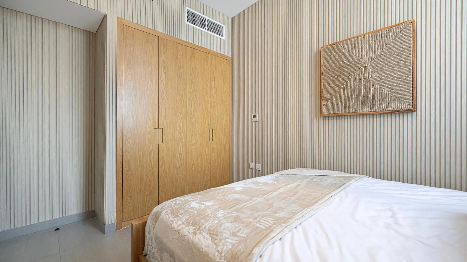 1Br The Monarch Suite By Blue Cloud Holidays Sharjah