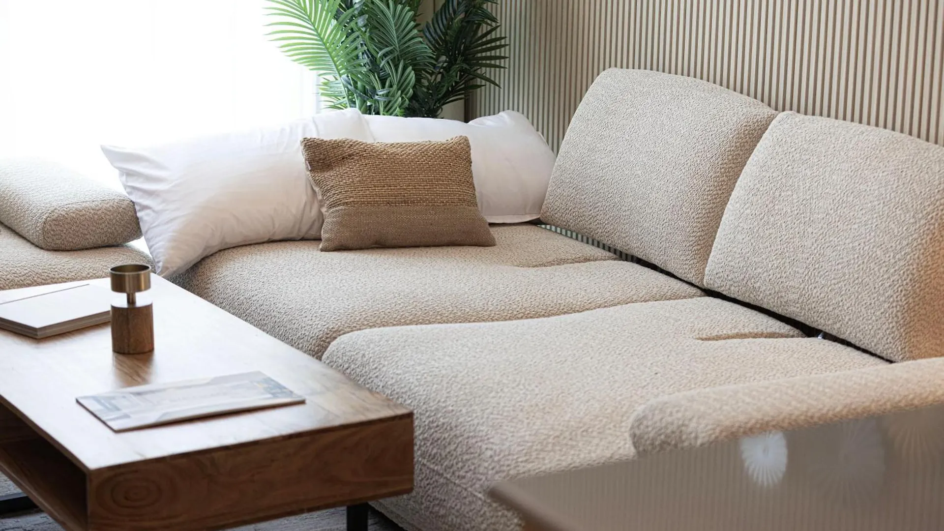 1Br The Monarch Suite By Blue Cloud Holidays Szardża 0*,