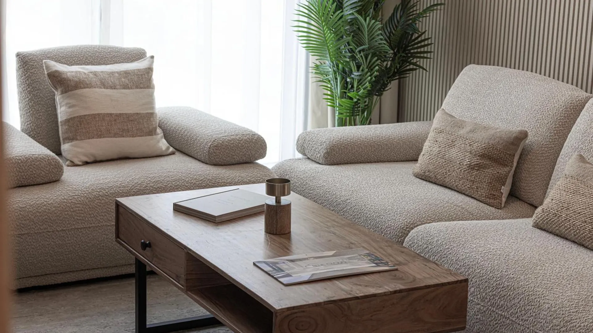 1Br The Monarch Suite By Blue Cloud Holidays Szardża Apartament
